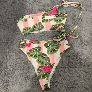 Lovers + Friends Side-tie Bikini in Med